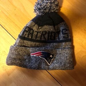 Women’s Patriots Pom Hat
